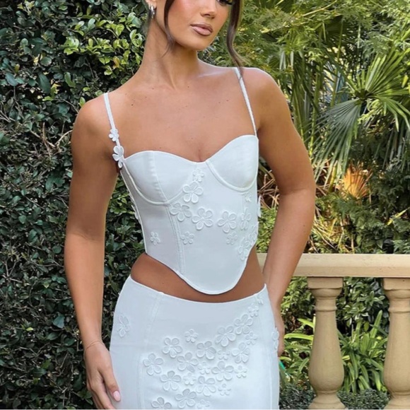 Babyboo Fashion White Dalary Top - Picture 1 of 3